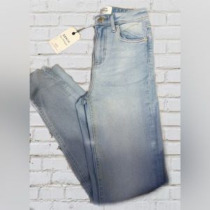 Women’s jeans